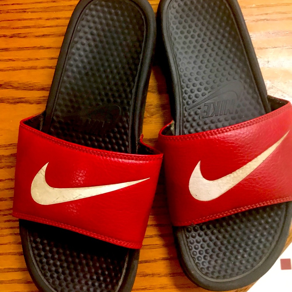 Nike slides